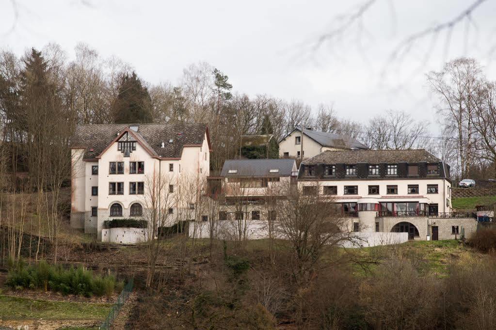 Auberge De Jeunesse De Bouillon Exteriör bild